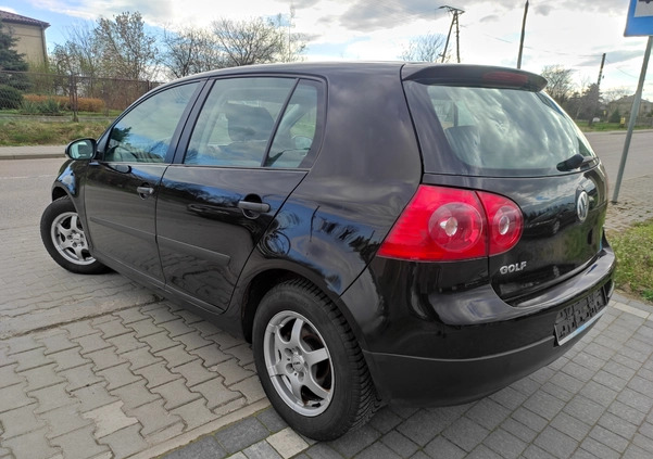 Volkswagen Golf cena 13500 przebieg: 179000, rok produkcji 2005 z Krasnystaw małe 46